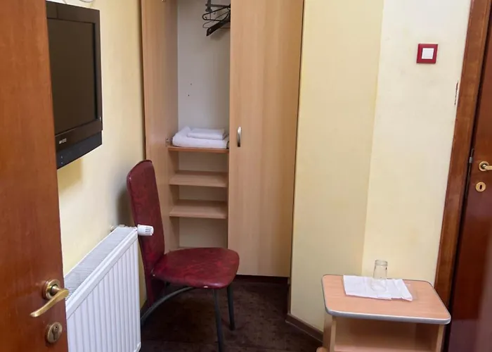 Pensiunea Nicolas Pensjonat *